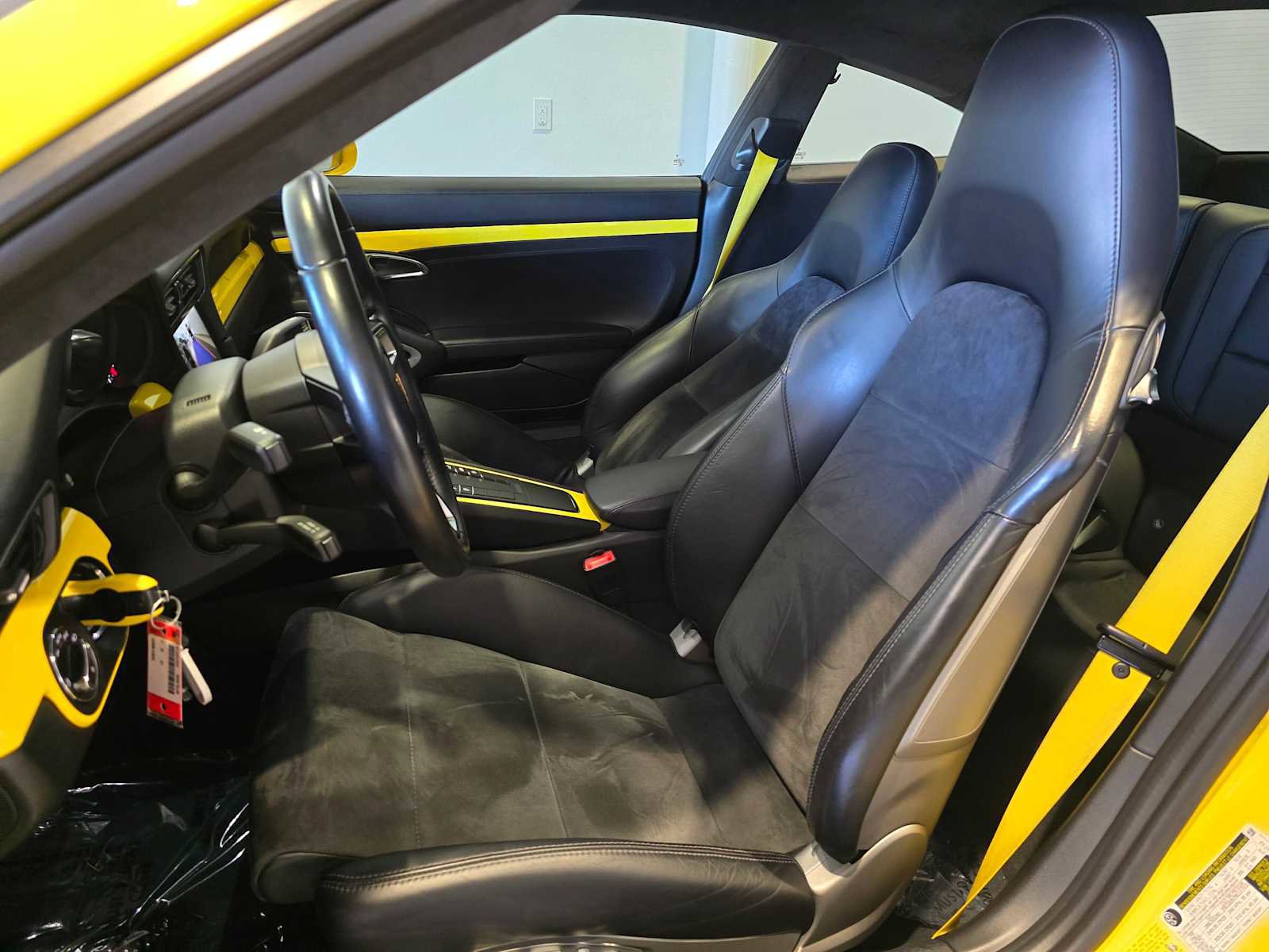 Used 2017 Porsche 911 Carrera S image 6