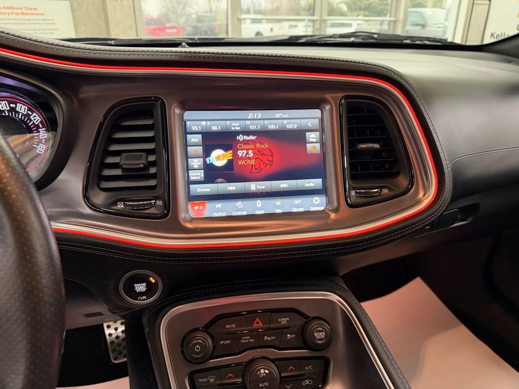 Used 2020 Dodge Challenger R/T w/ Plus Package image 23