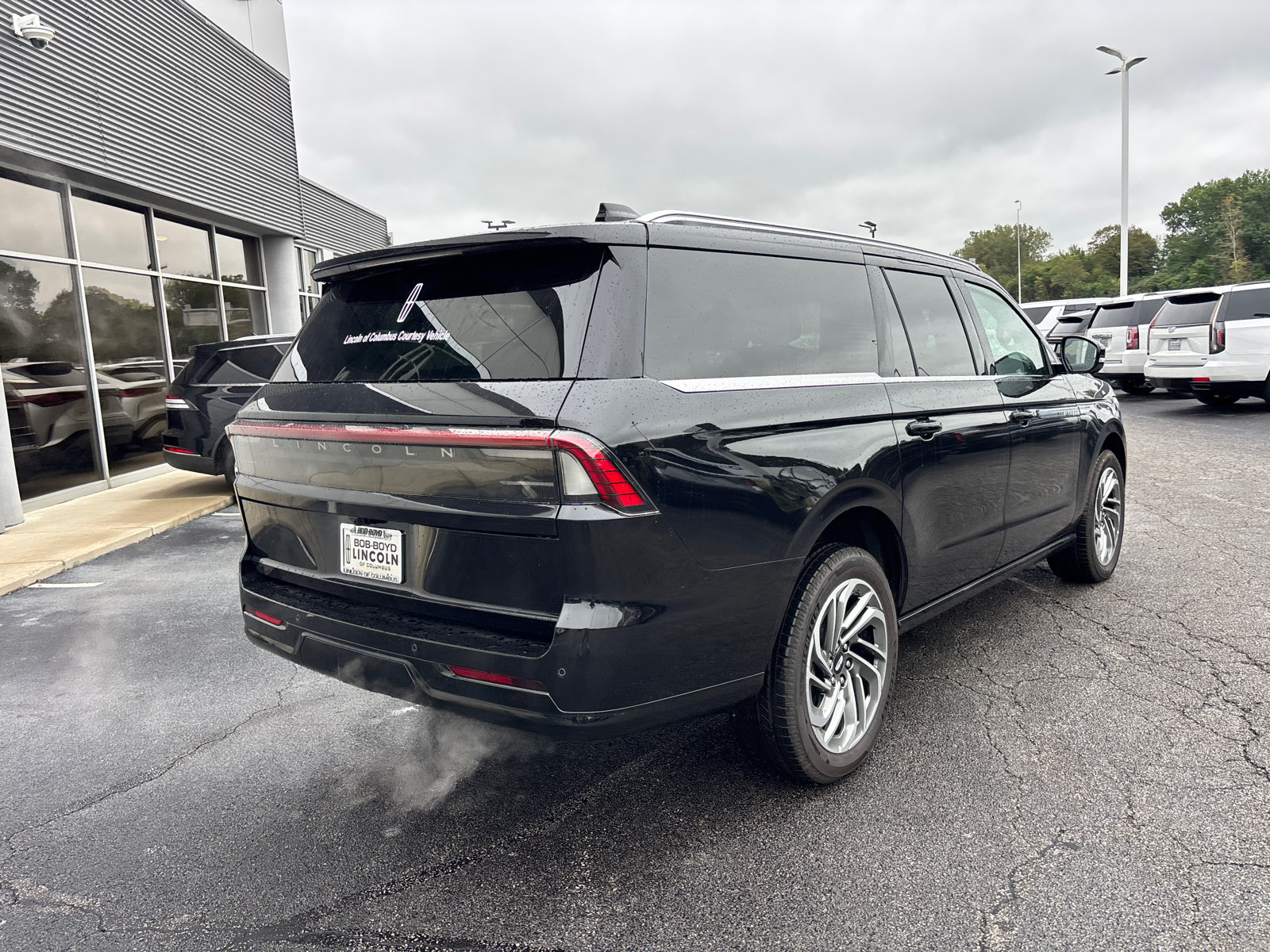 New 2026 Lincoln Navigator L Reserve AWD/4WD image 7