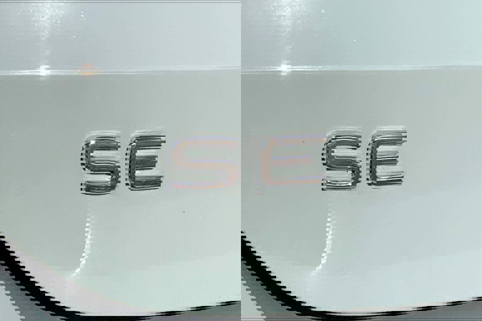 Used 2025 Volkswagen Taos SE FWD image 10