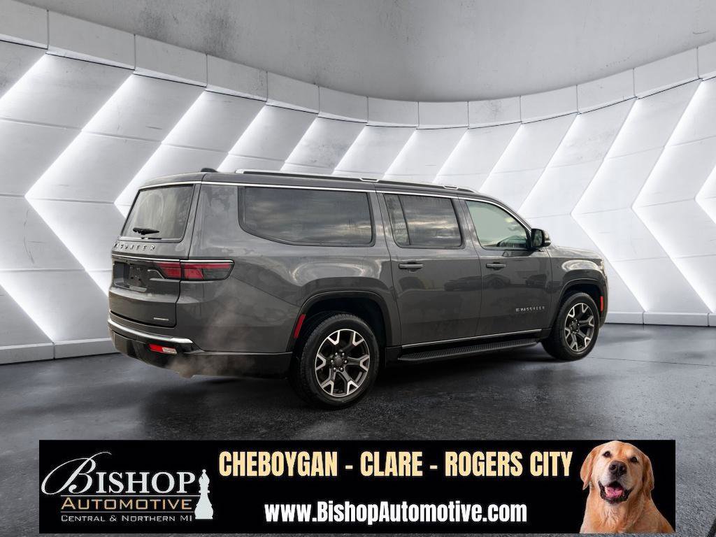 Used 2024 Jeep Wagoneer L Series III w/ Flexible Seating Group image 18