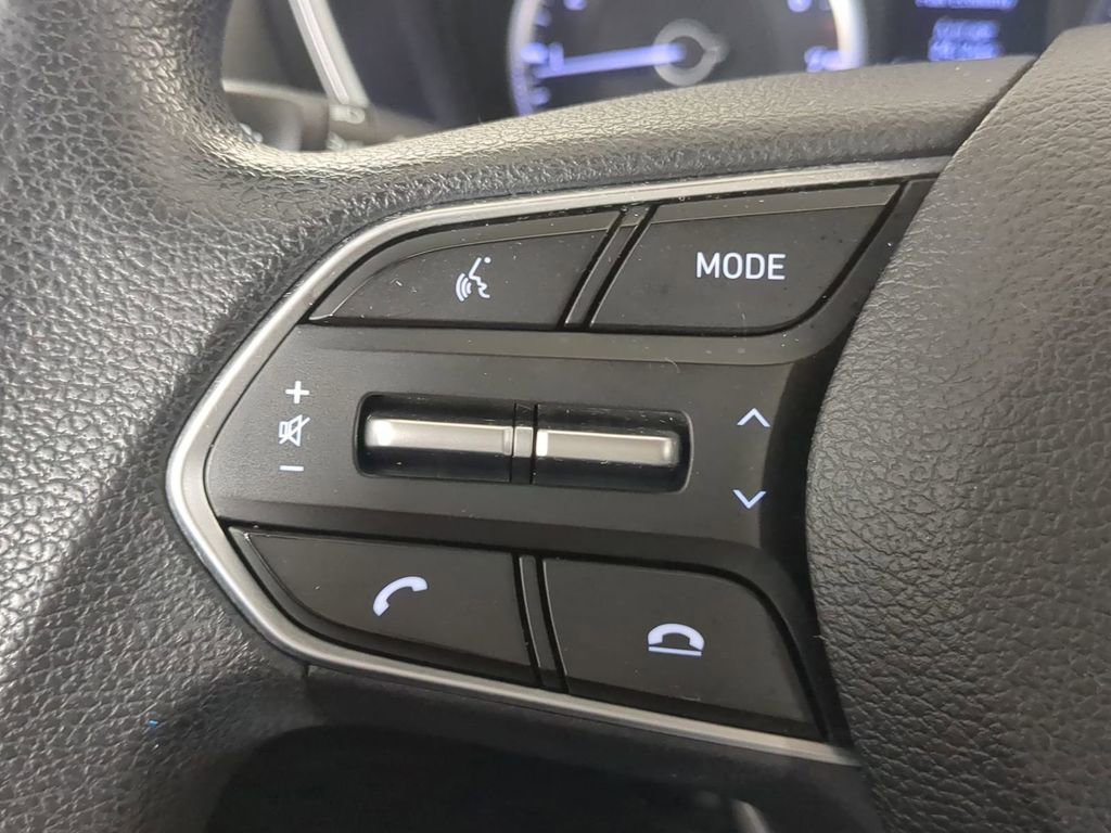 Used 2019 Hyundai Santa Fe SE image 27