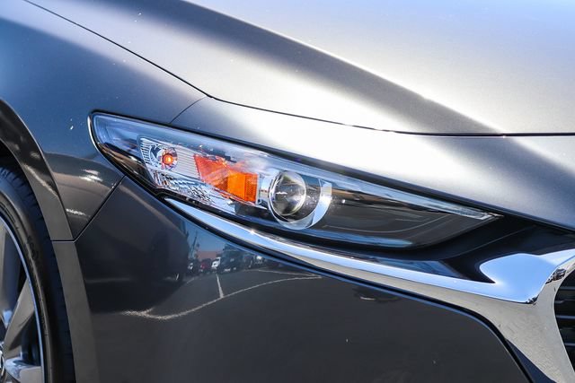 Used 2021 MAZDA MAZDA3 s FWD image 10