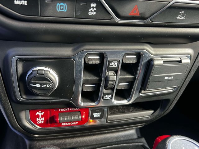 Used 2023 Jeep Wrangler Unlimited Rubicon 4xe w/ Cold Weather Group AWD/4WD image 29
