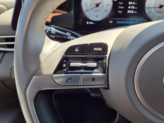 Used 2025 Hyundai Elantra SEL FWD image 62