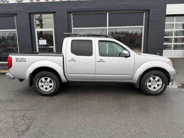 Used 2006 Nissan Frontier NISMO w/ (J01) Sunroof Pkg AWD/4WD image 11