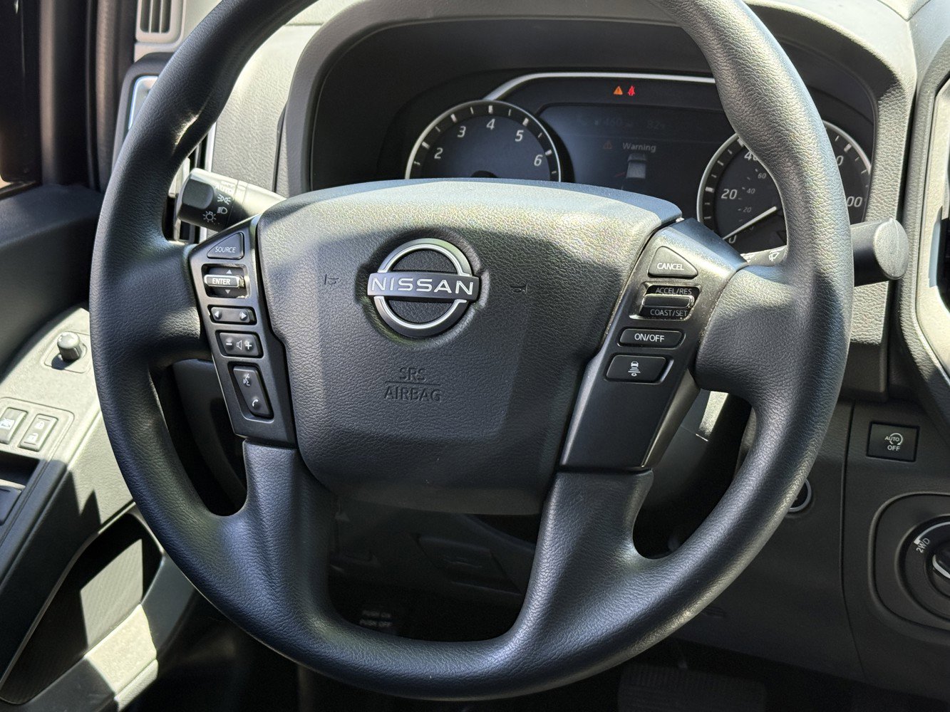 Used 2025 Nissan Frontier SV AWD/4WD image 21