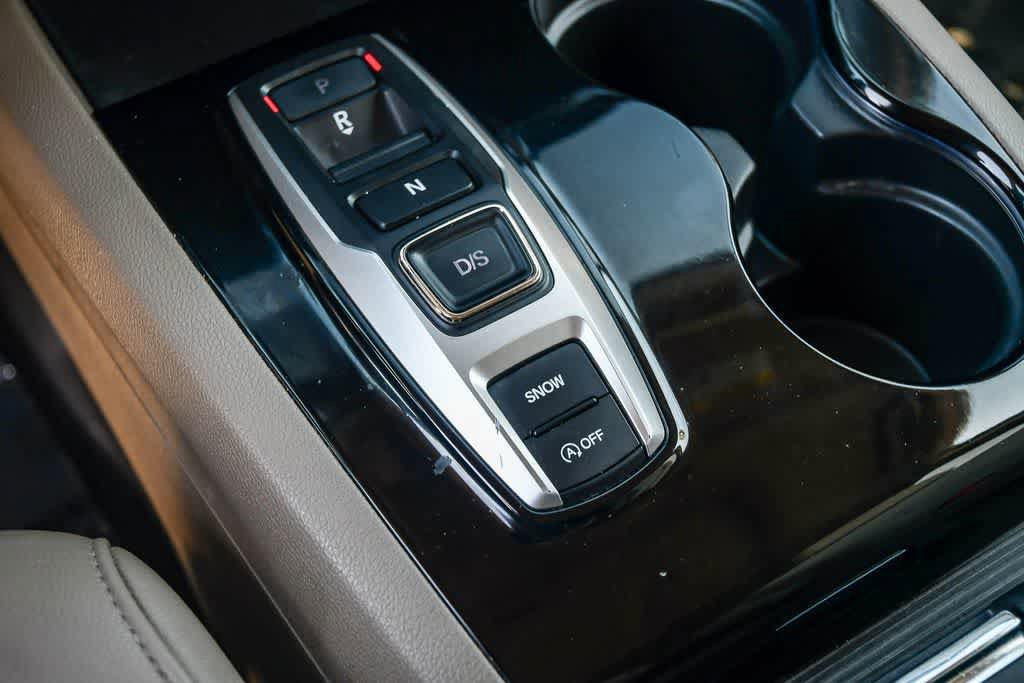 Used 2016 Honda Pilot Touring image 22
