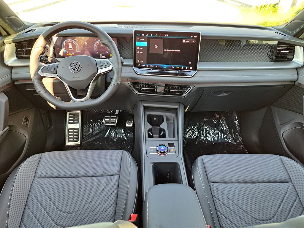 New 2026 Volkswagen Tiguan SE R-Line image 5