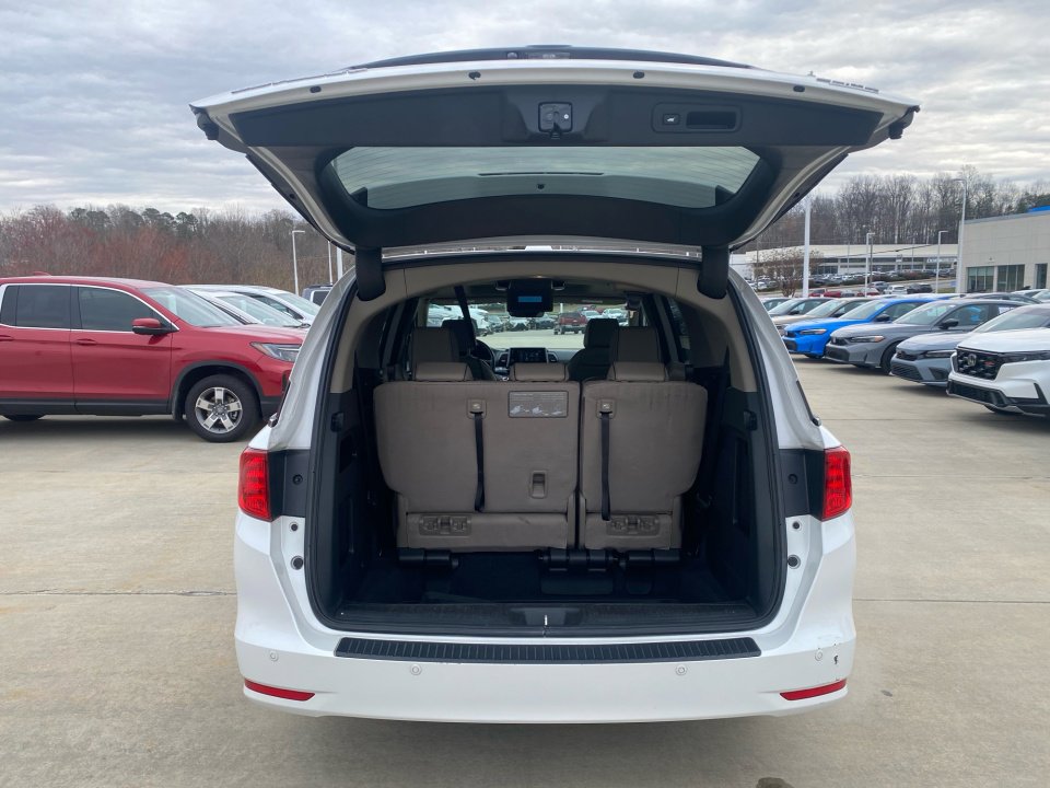 Used 2023 Honda Odyssey Elite image 18