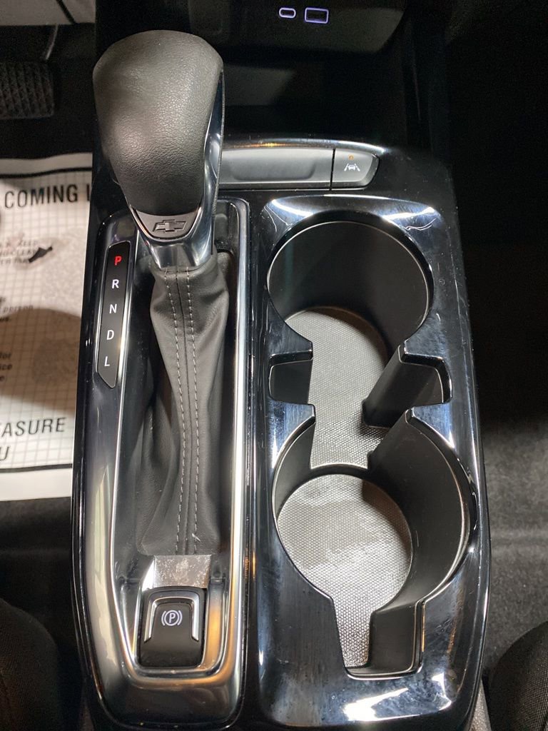 Used 2024 Chevrolet Trax LT w/ LT Convenience Package image 25