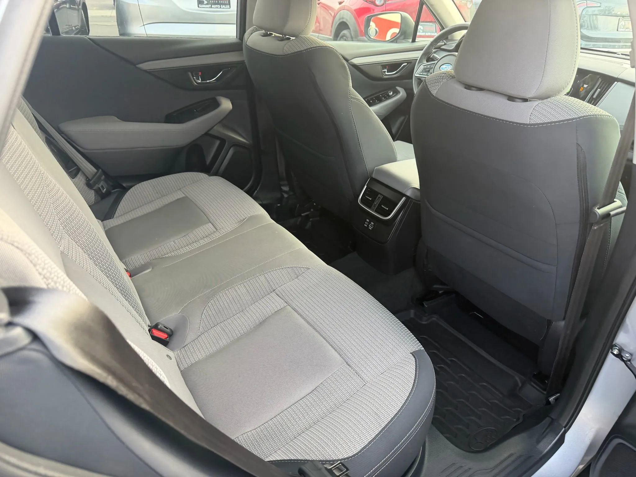 Used 2024 Subaru Outback Premium image 19