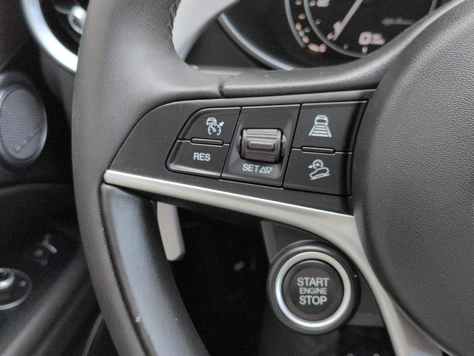 Used 2019 Alfa Romeo Stelvio Ti w/ TI Performance Package image 26