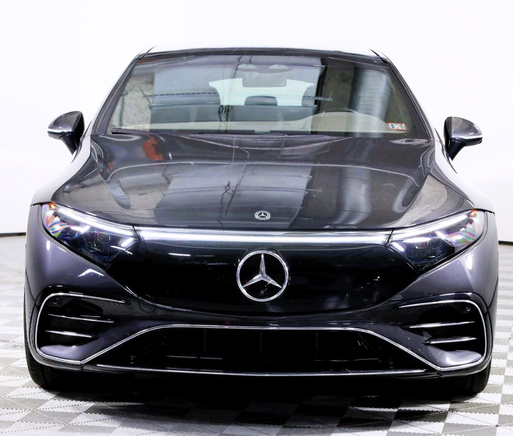 Certified 2023 Mercedes-Benz EQS 580 4MATIC Sedan image 2