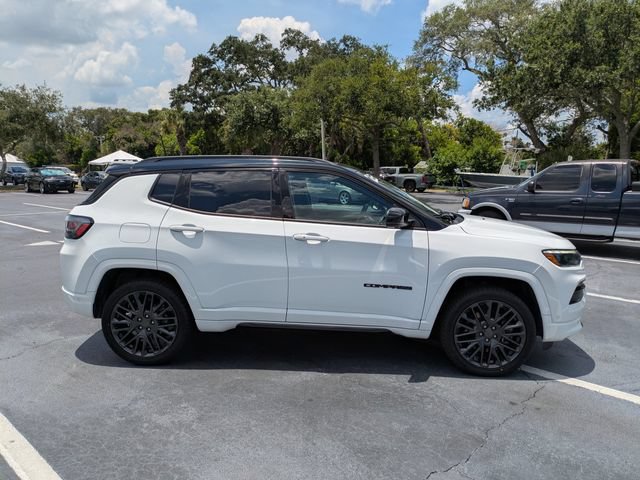 Used 2023 Jeep Compass High Altitude w/ Driver Assist Group I AWD/4WD image 3