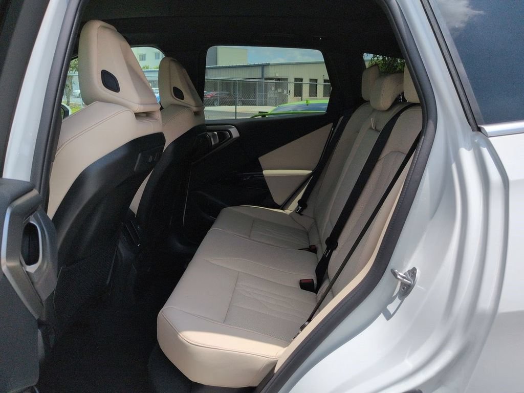 New 2026 BMW X3 xDrive30i w/ Premium Package AWD/4WD image 14
