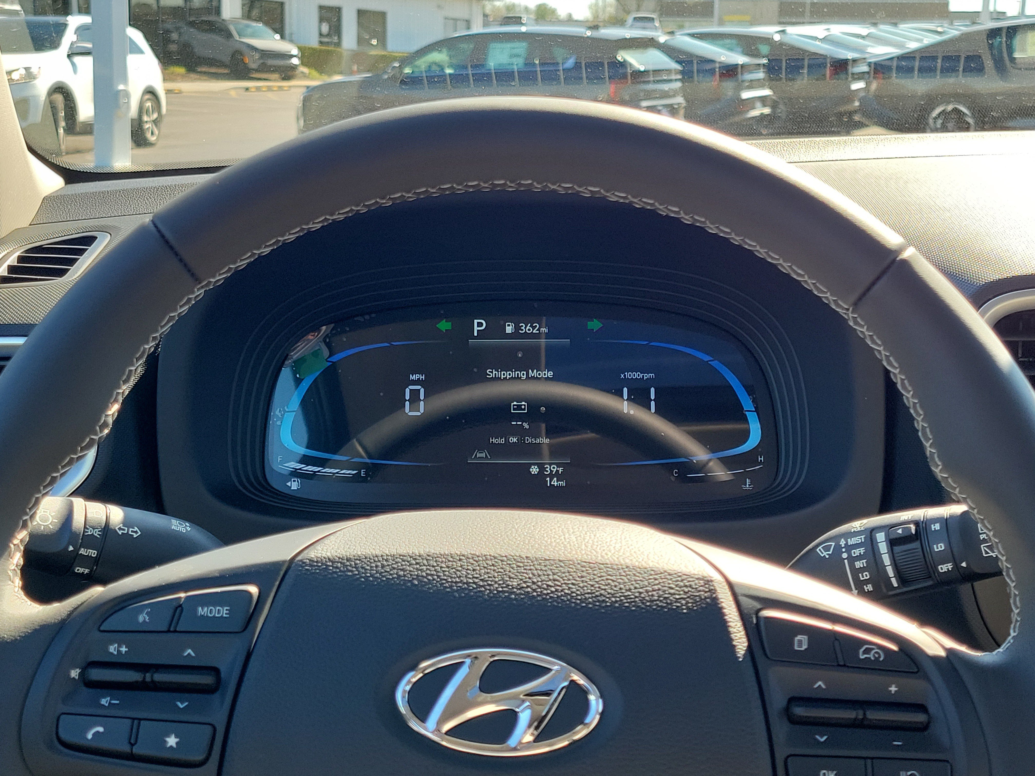 New 2026 Hyundai Venue SEL FWD image 9
