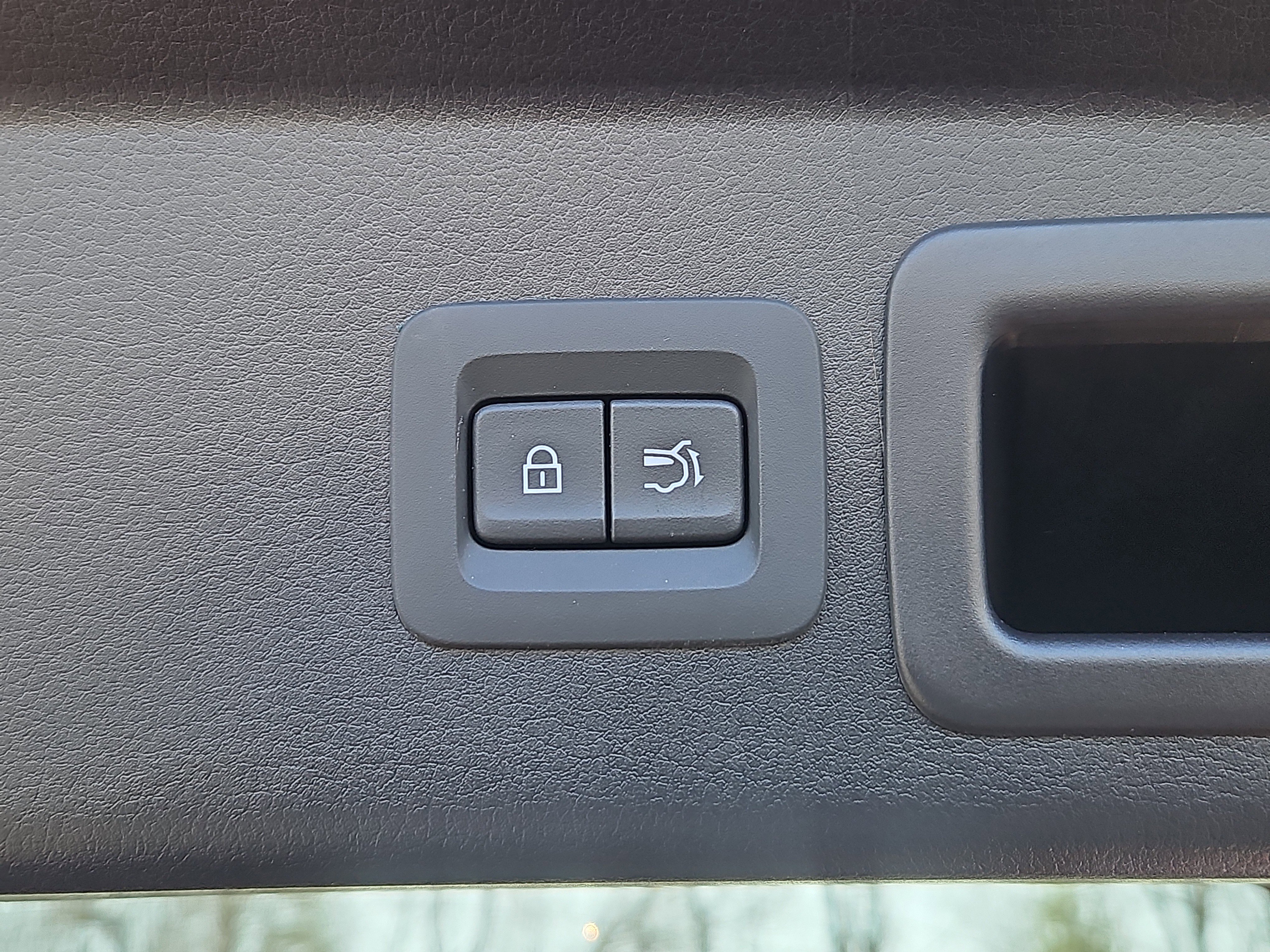 Certified 2025 MAZDA CX-30 AWD 2.5 S w/ Premium Package image 14