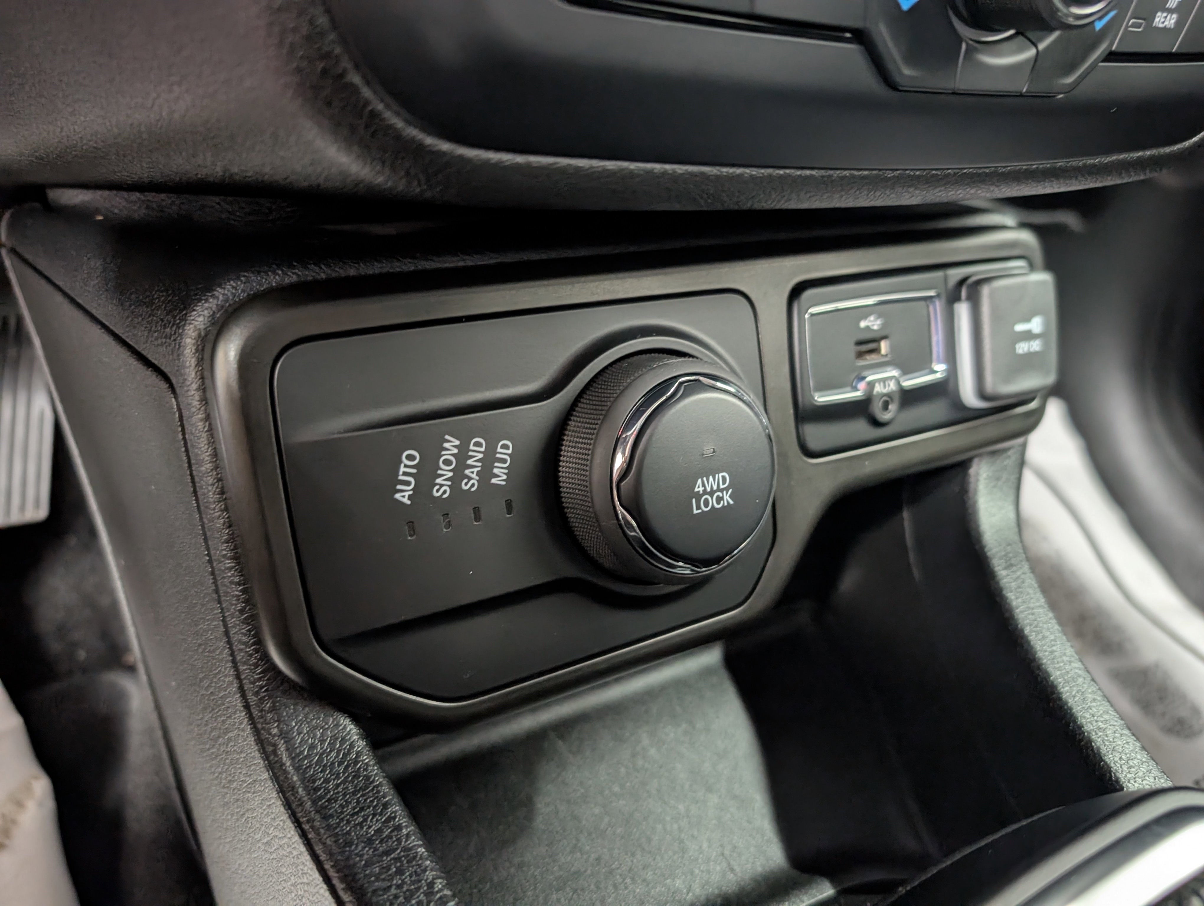 Used 2020 Jeep Renegade Altitude image 14