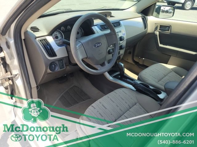 Used 2009 Ford Focus SE FWD image 10