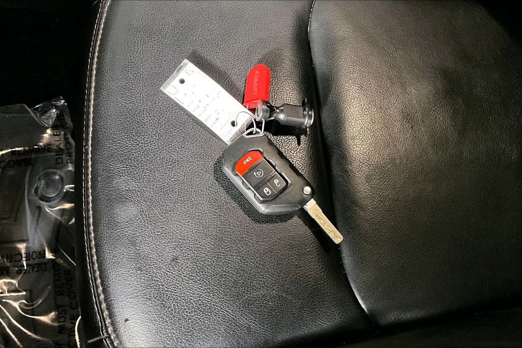 Used 2021 Jeep Wrangler Unlimited Rubicon w/ Dual Top Group image 10