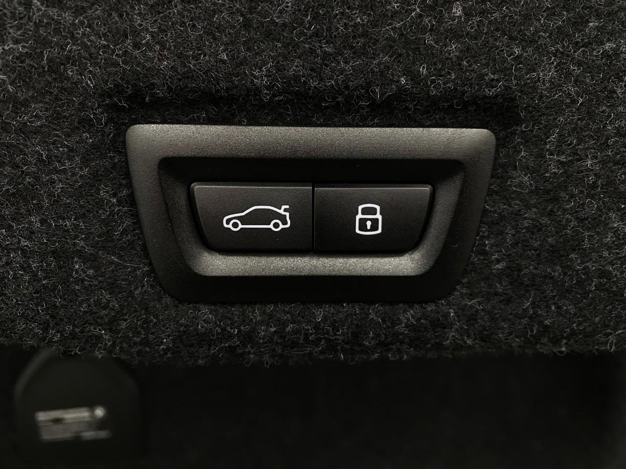 New 2026 BMW M5 w/ Carbon Package image 6