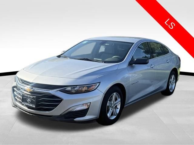 Used 2021 Chevrolet Malibu LS image 3