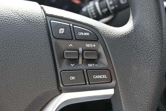 Used 2019 Hyundai Tucson Value AWD/4WD image 34