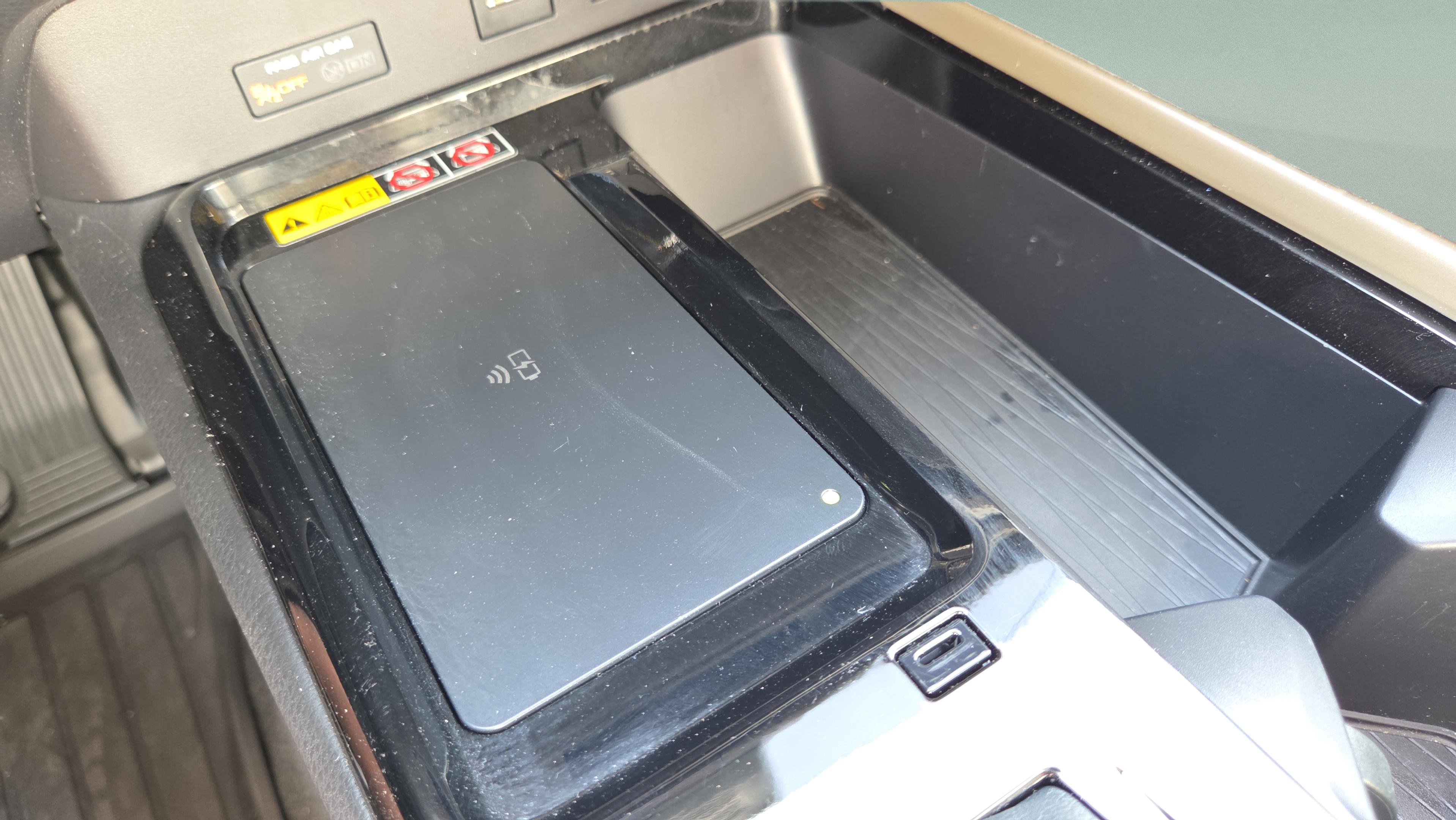 Certified 2025 Toyota Camry XLE image 27