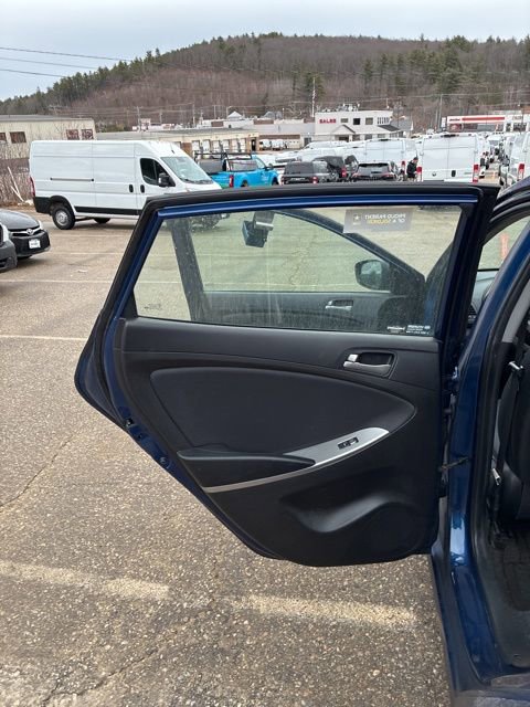 Used 2017 Hyundai Accent SE image 28