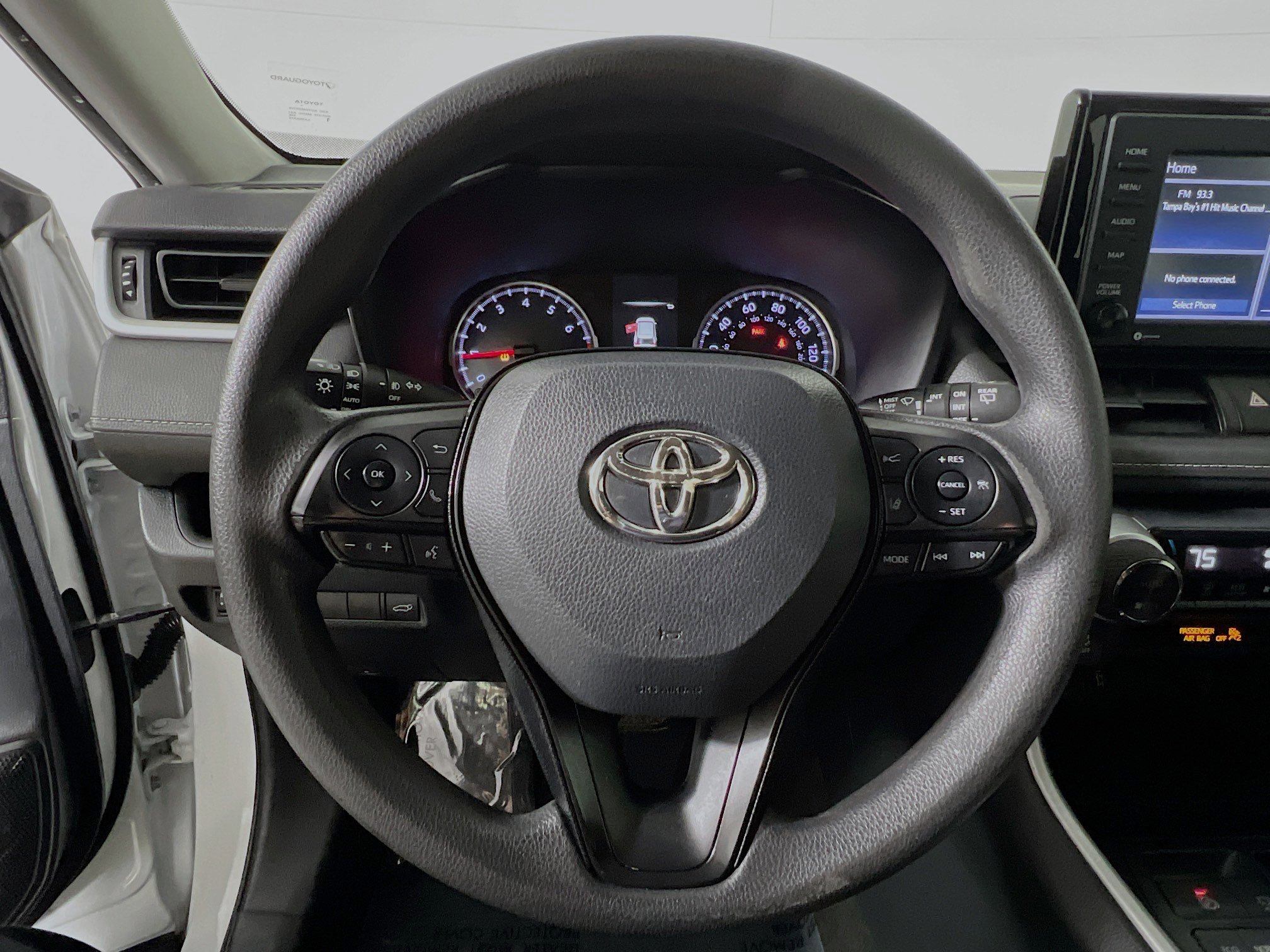 Used 2020 Toyota RAV4 XLE w/ Convenience Package image 18