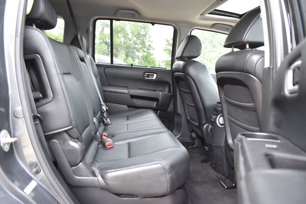 Used 2010 Honda Pilot Touring image 17