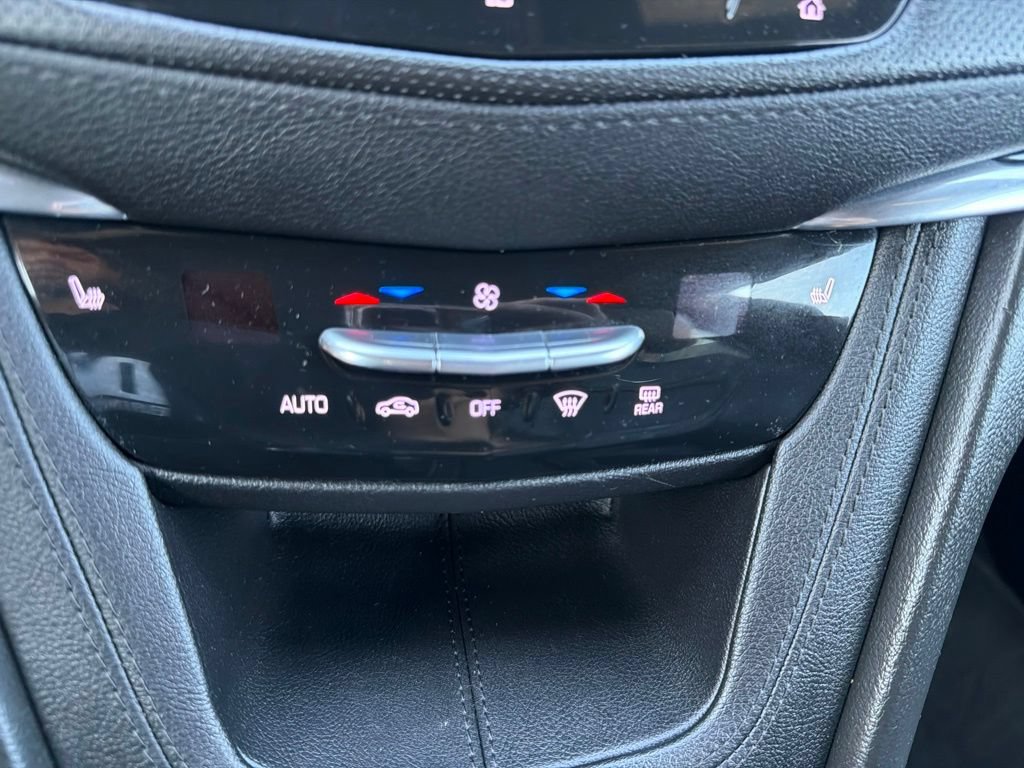 Certified 2020 Cadillac XT5 Premium Luxury AWD/4WD image 21