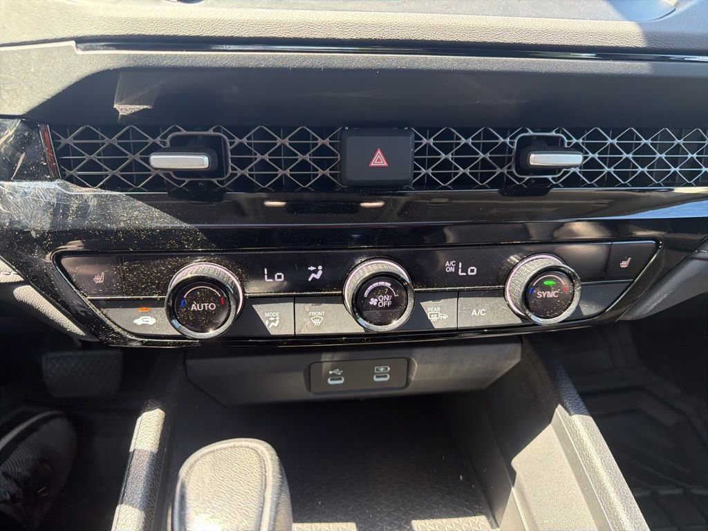 Used 2023 Honda Accord EX-L image 13