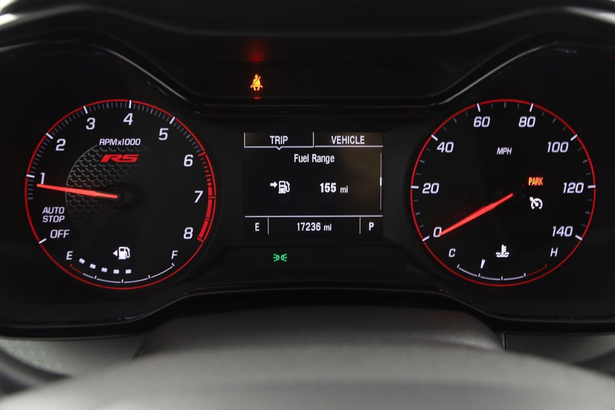 Used 2024 Chevrolet Trax RS FWD image 17