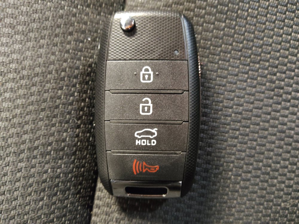 Used 2017 Kia Forte LX image 32