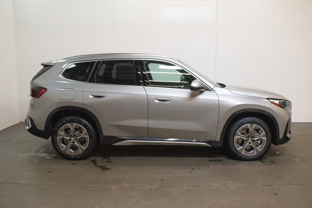 New 2026 BMW X1 xDrive28i w/ Convenience Package image 3
