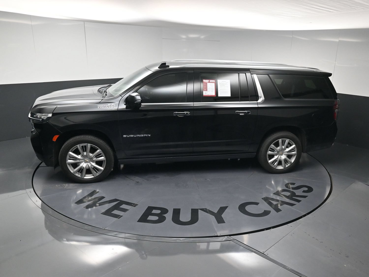 Used 2021 Chevrolet Suburban High Country AWD/4WD image 30