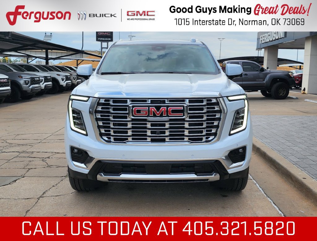New 2026 GMC Yukon Denali w/ Denali Reserve Package AWD/4WD image 8