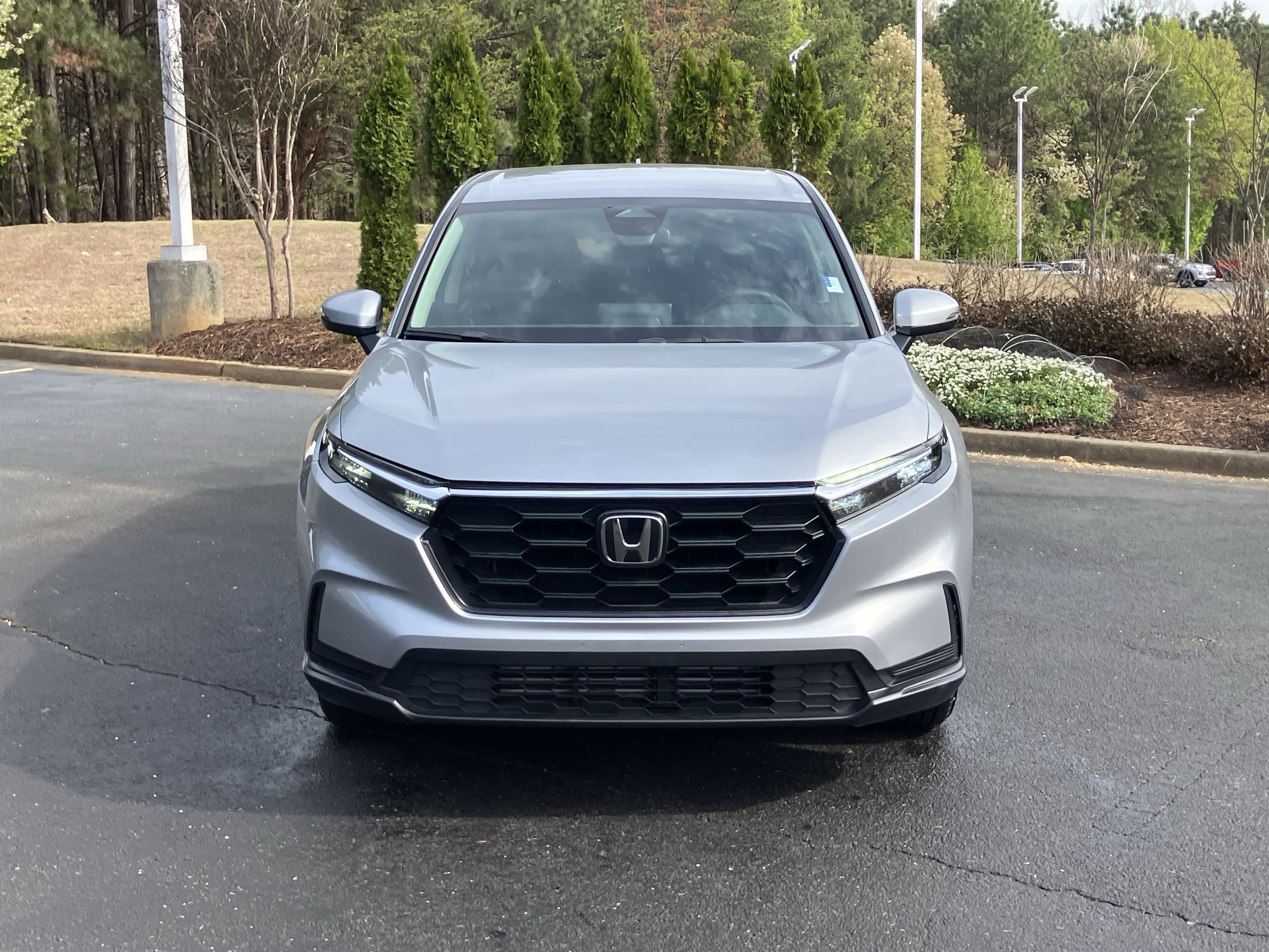 Used 2025 Honda CR-V LX image 3