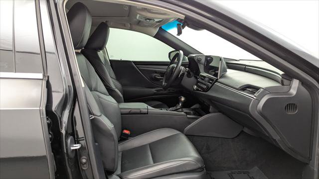 Used 2023 Lexus ES 300h w/ Premium Package FWD image 21