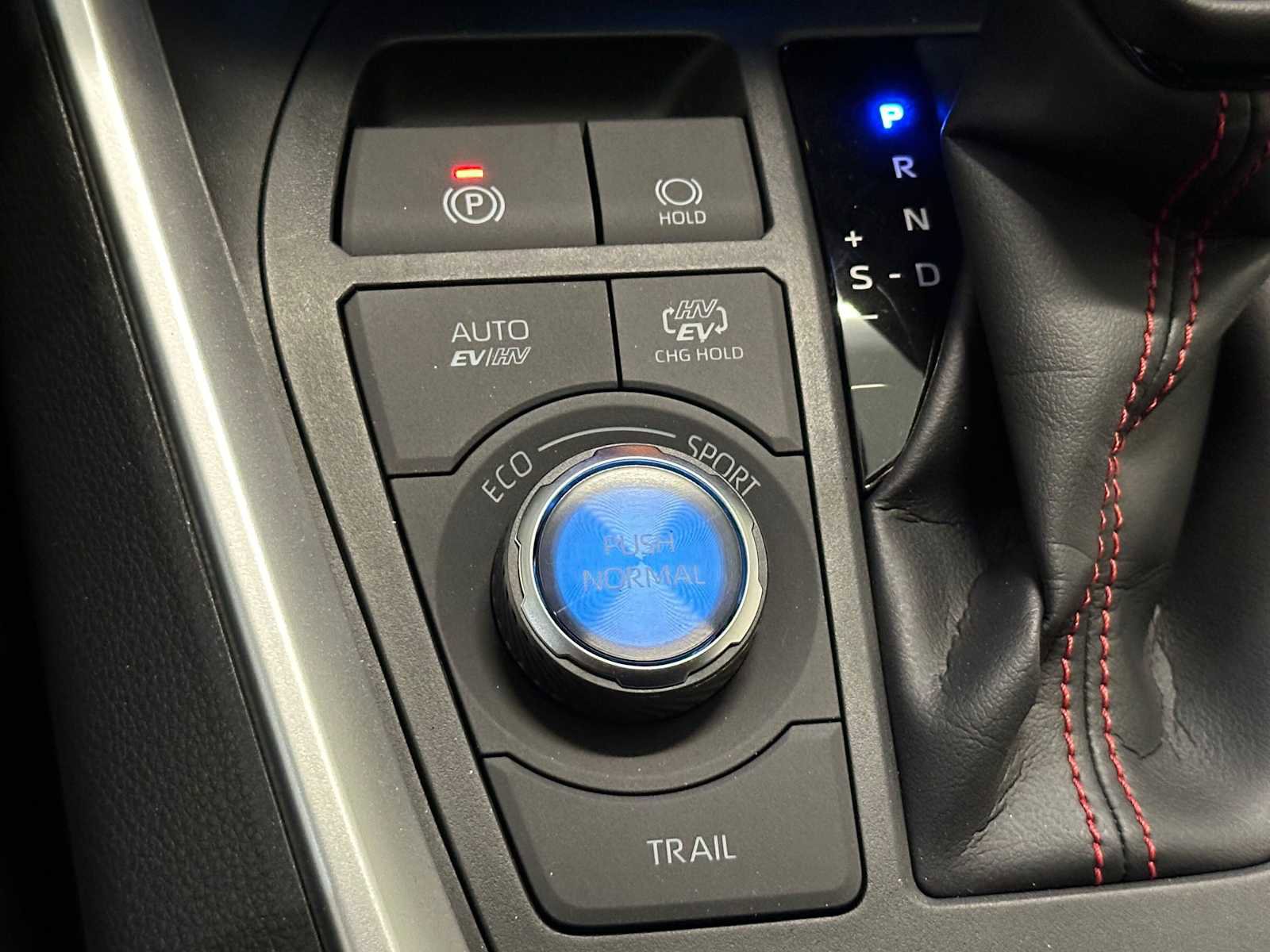 Certified 2025 Toyota RAV4 XSE w/ Weather Package image 16