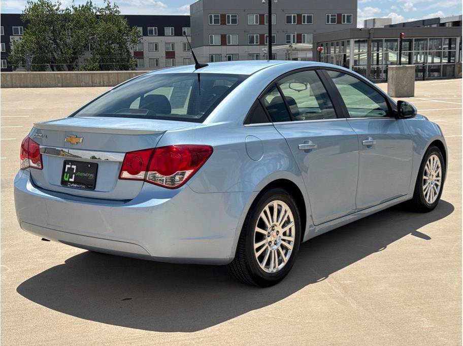 Used 2011 Chevrolet Cruze Eco FWD image 8