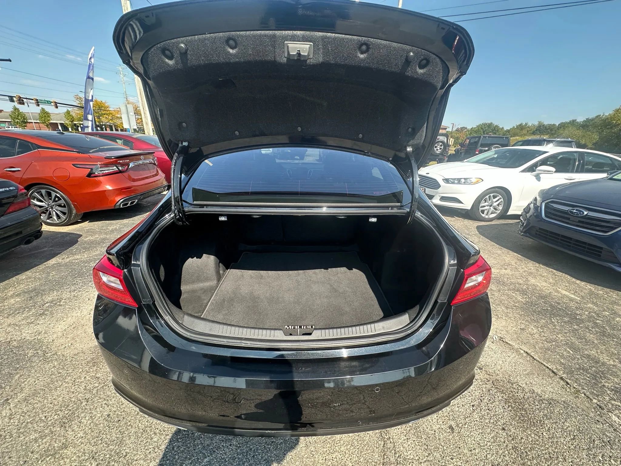 Used 2017 Chevrolet Malibu Premier w/ Premier Sun and Wheel Package image 31