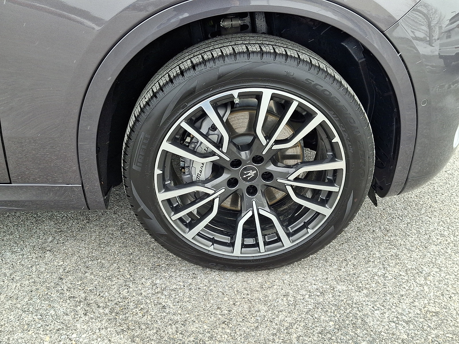 Certified 2025 Maserati Grecale GT AWD/4WD image 12