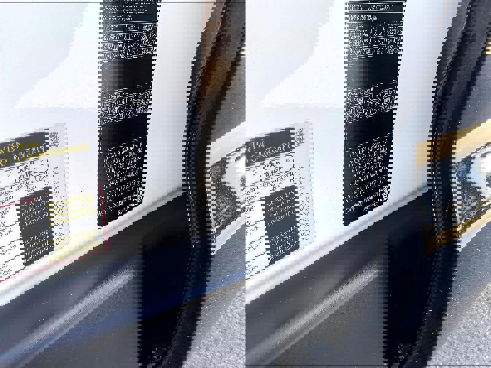 Used 2023 Land Rover Defender 130 X-Dynamic SE image 35