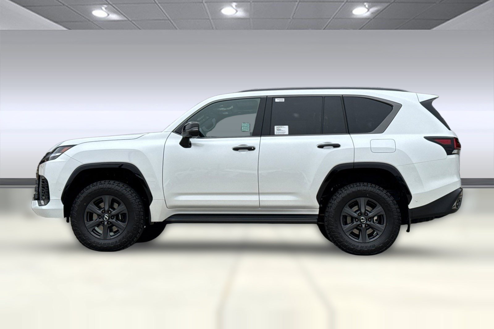 New 2026 Lexus LX 700h Overtrail AWD/4WD image 2