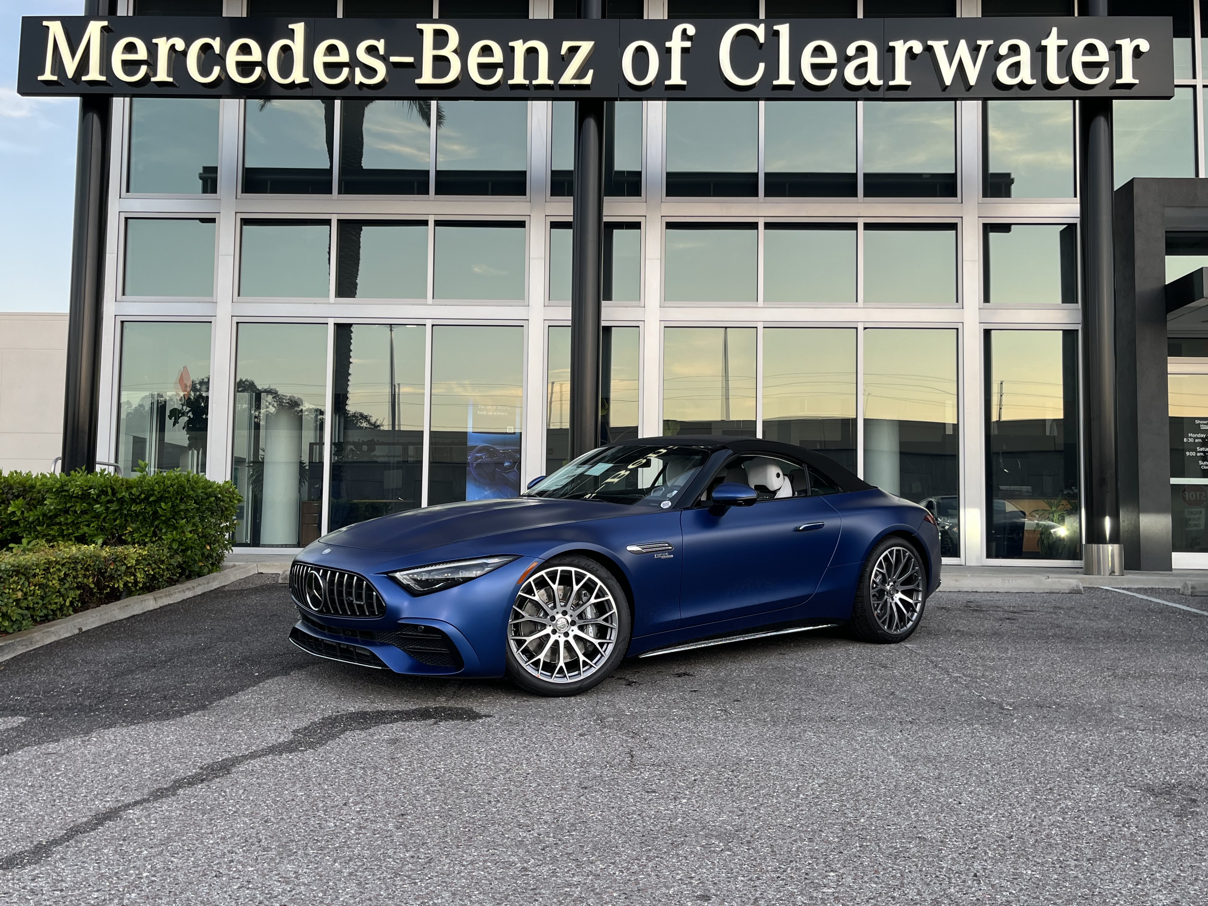 New 2026 Mercedes-Benz SL 43 AMG image 1