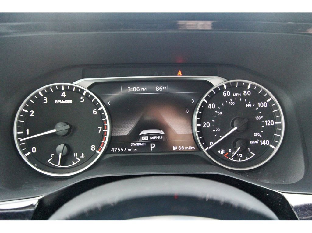 Used 2023 Nissan Pathfinder SV image 12