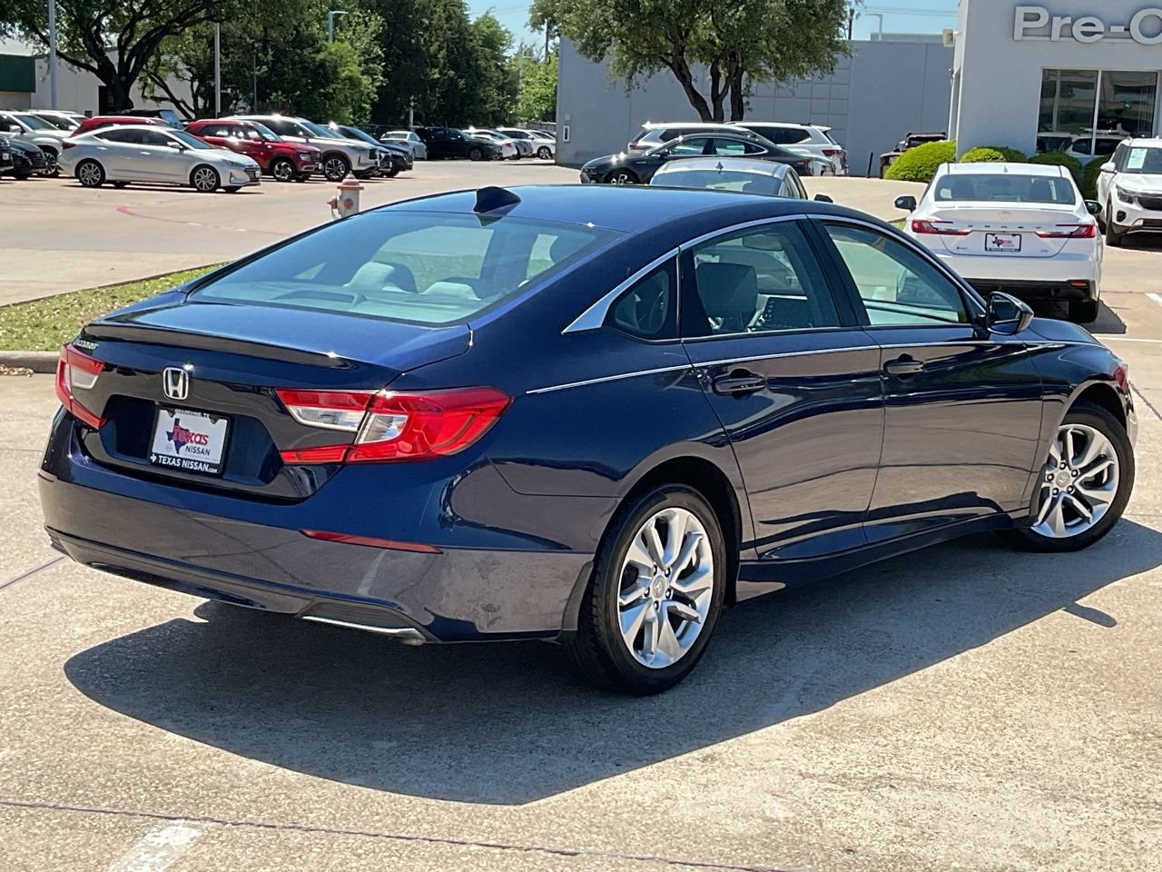 Used 2019 Honda Accord LX image 5